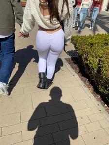 PAWG in see-through leggings (NON-OC)