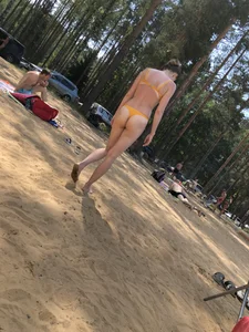Hot Skinny Girl Walking on a Beach Pics