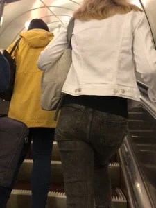Candid Girl in Tight Grey Jeans on the Subway Escalator Creepshots