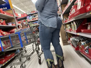 Booty for days!