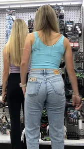 three teen shopping