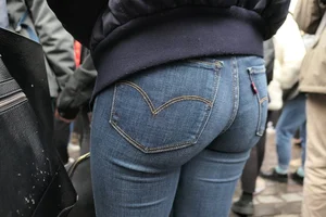 Nice ass in levis #2 (Non OC)