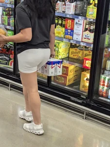 Gray and white shorts - quick caps