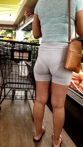 Ebony milf in tight yoga shorts VPL