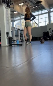 Amazing ass Gym Post  / Not OC