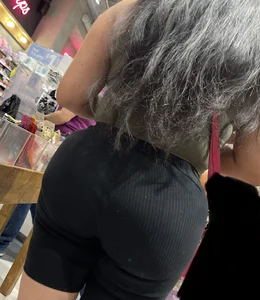 Cheeks for days  (OC)