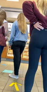 I think those are LuLu’s !??