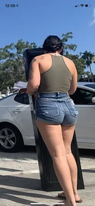 Must see! Perfect ass in Jean shorts