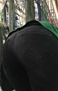 MILF big ass at work