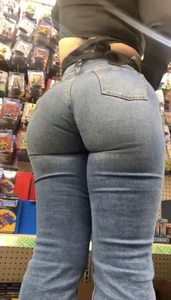 Big Juicy Booty Latina In Jeans (Not Oc)