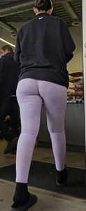Lavander leggings (GIF)