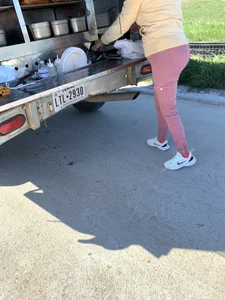 Tight Pink jeans latina