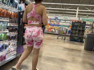 Public Beauties Series | PINK spanks on massive ass