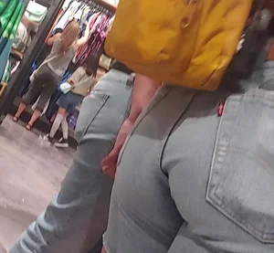 Nerdy teen slut with tight ass in jean shorts