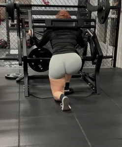 Thick Curvy Redhead Bending down