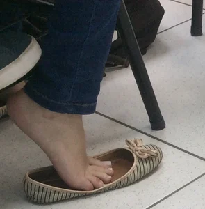 Girl’s Bare Foot With a Flat Taken Off College Creepshot