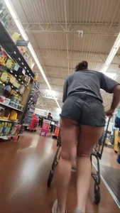 Thick bubble butt latina