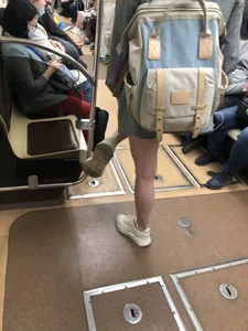Cute Girl in Shorts and Sneakers With Hot Legs in Subway Train Creepshots Gallery