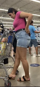 A post full of Latinas