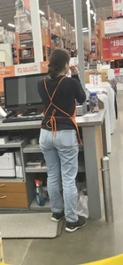Unsuspecting HD ass round closeups