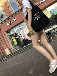 Cute Young Girl in Shorts Street And Subway Candid Gallery