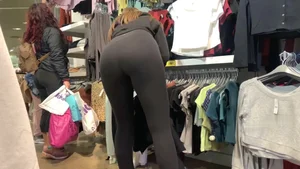 Ass in LuLu (Not OC)