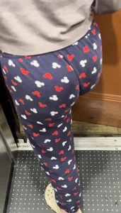 Mad Jiggly!! Big booty latina in Pj’s
