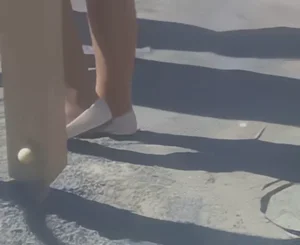 Teen legs and feet in flats street video