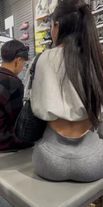 Slim Latina hottie in gray leggings on the escalator (OC, GIFs)