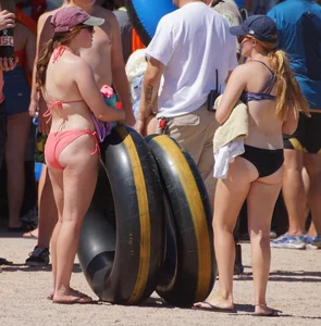 Salt River Tubing girls