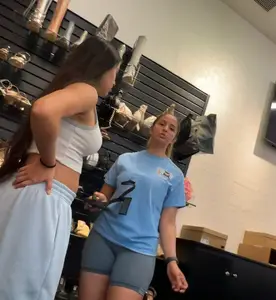 Another big booty Latina (oc)