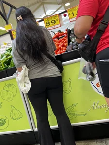 Who’s the star? No bra fat tits or flares thigh gap Latina?