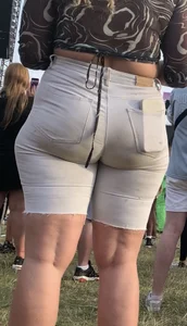 Pawg with bubble as in white jean shorts part 2
