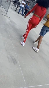 Slim Spanish chick with bubble