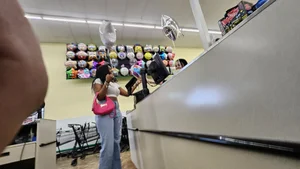 ABSOLUTE GORGEOUS EBONY FAT ASS w/ nice pedi
