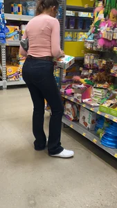 Beautiful Fit Caucasian in tight jeans (BUBBLE BUTT)