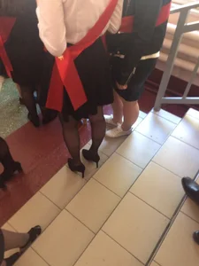 College candid teens