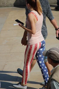 Girl out in USA leggings with decent ass