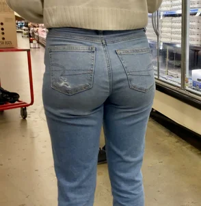 Tight Latina OC Light Blue Jeans