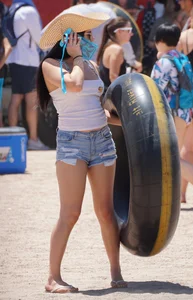 Salt River Tubing girls