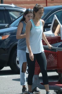 College babe leaving Target in tight leggings