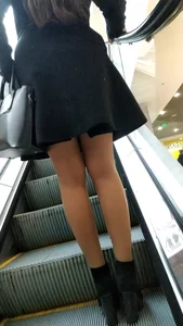 Hot Thin Legs in Pantyhose in the Mall Creepshots