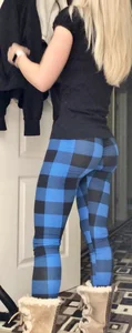 Blonde Girl with Big Hot Booty in Tights Kitchen Creepshot