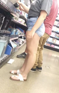 Sexy teen in tight short shorts