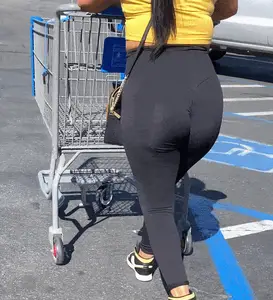 Thick ass l@tina in black leggings
