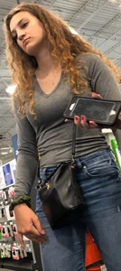 Tall chick in tight jeans at Best Buy