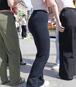 Nice round butt showing panties under legging
