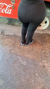 Mature MILF BBL big butt in black leggings [oc]