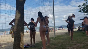 Brazillian beach creepshots, huge gallery of candid girls in swimsuits