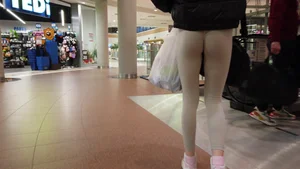 Very tight ass of slim T in grey leggings